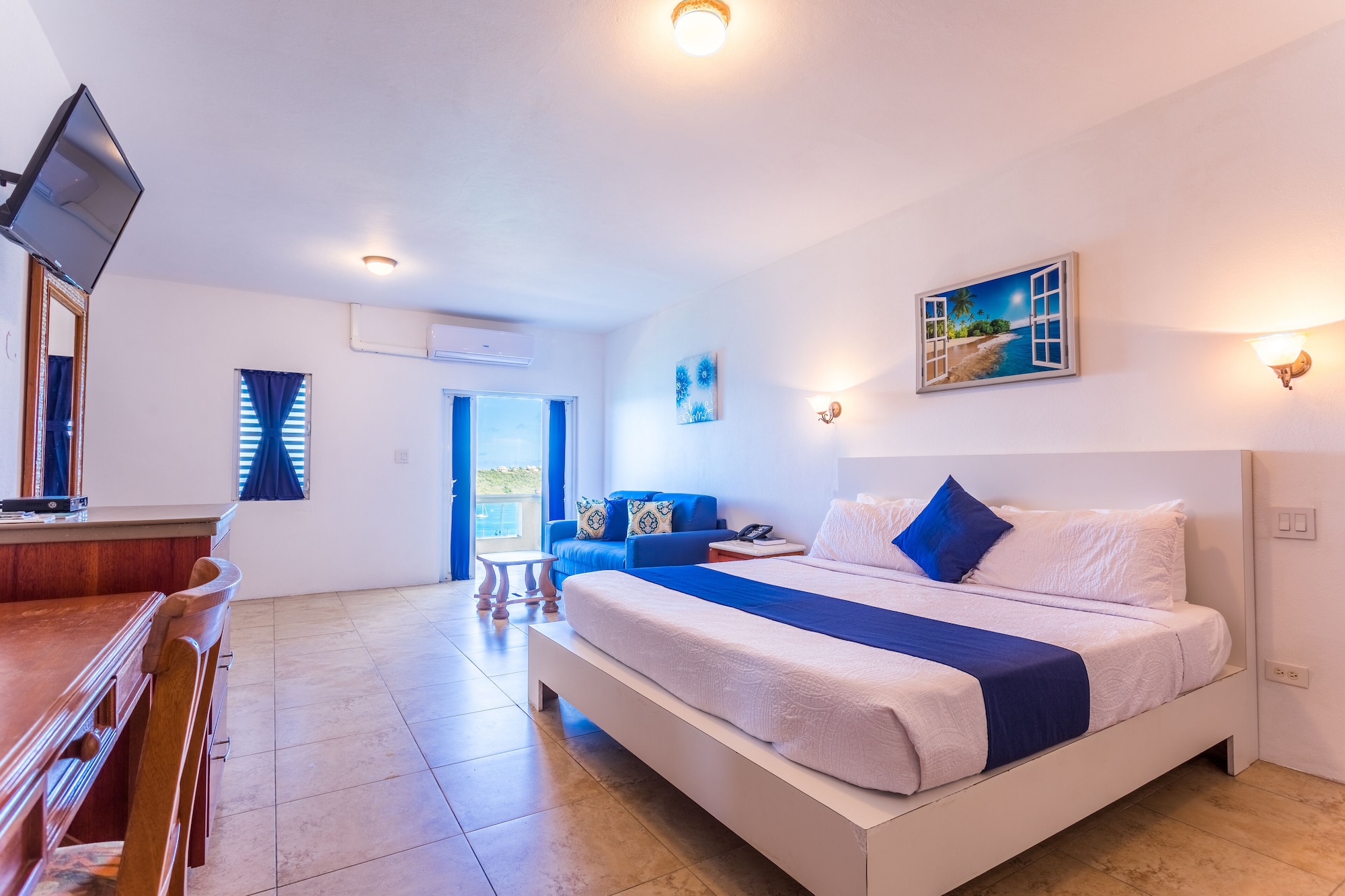 1 Bedroom, Suite, King Bed, Resort View, Kitchenette