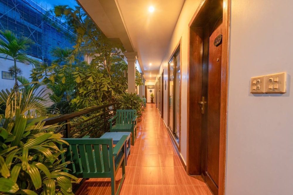 Asanak D'angkor Boutique Hotel 48/50