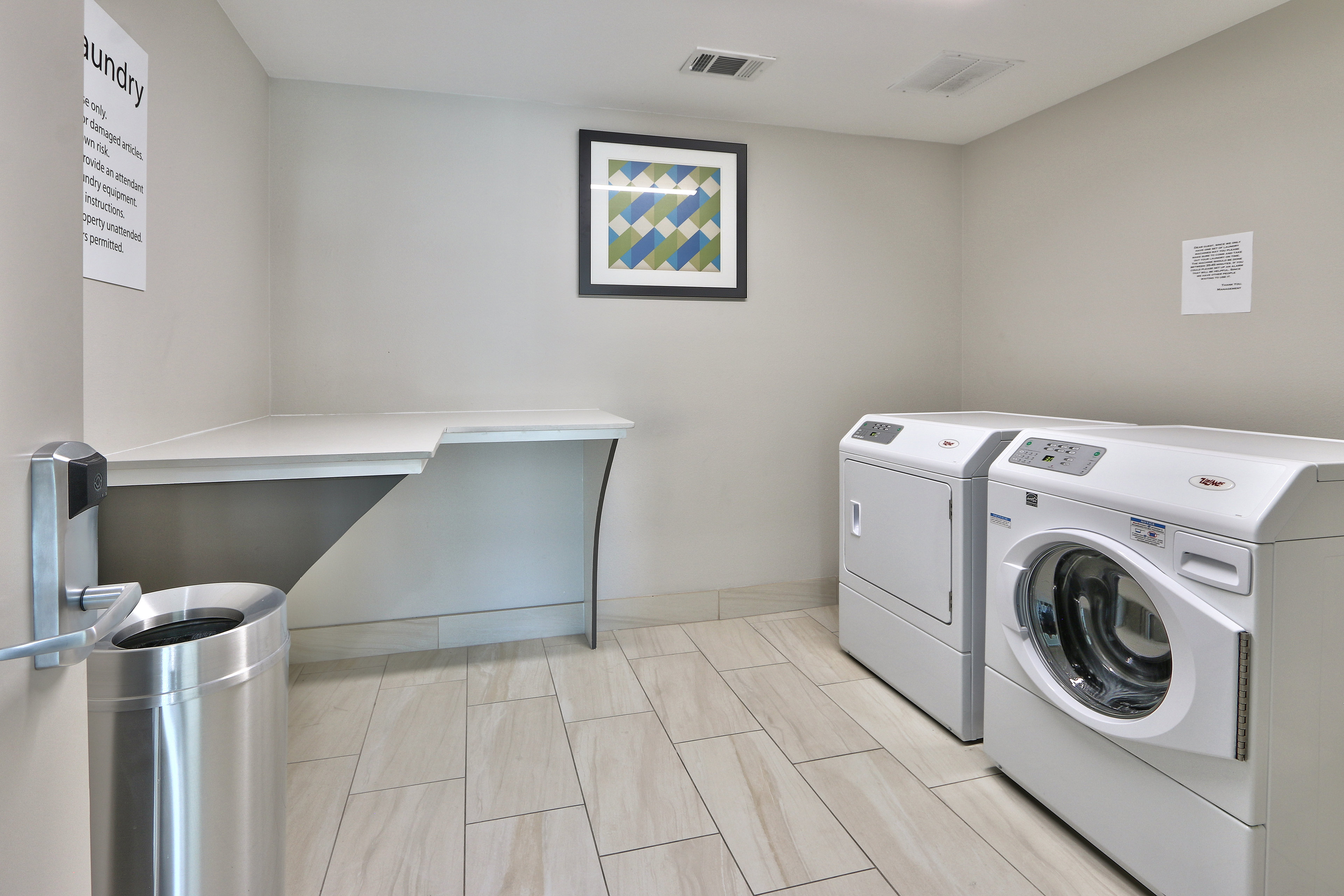 Holiday Inn Express & Suites Houston East - Beltway 8 13/53