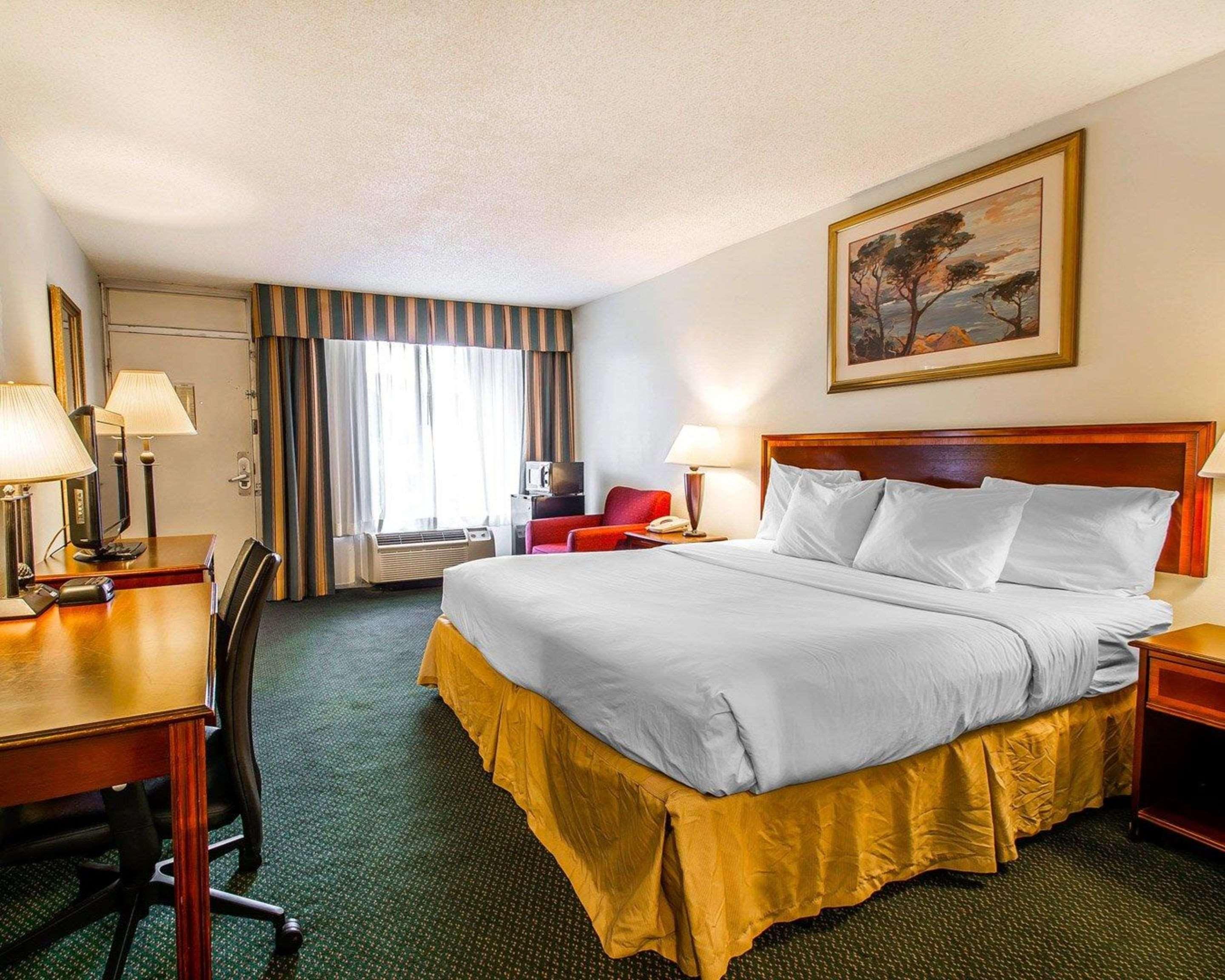 Room, King Bed, Smoking