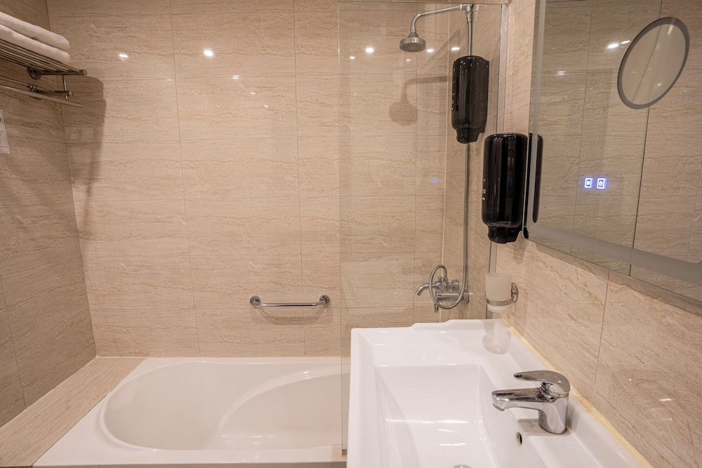 P Quattro Relax Hotel 73/73