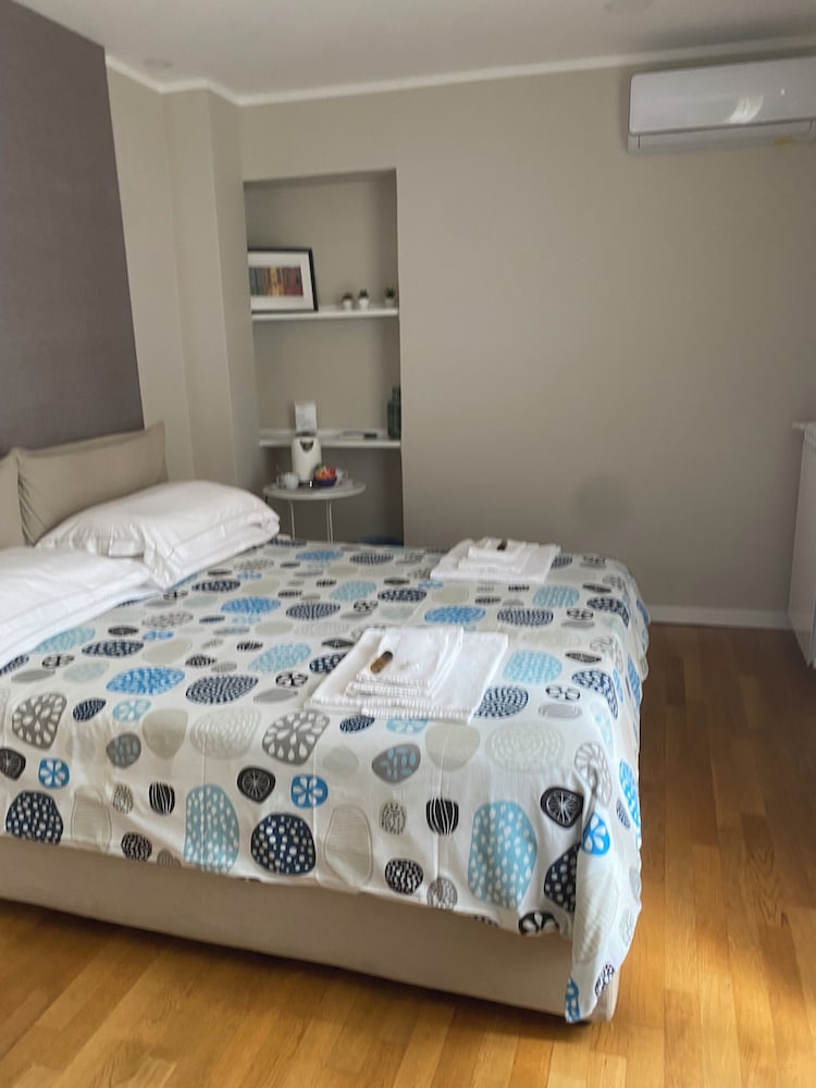 B&B Suite Cutelli 17/50