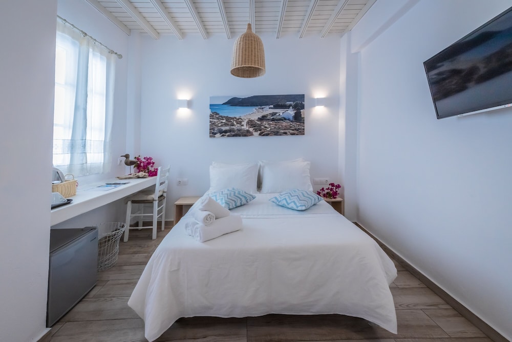 Hotel Lefteris 8/67