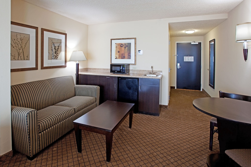 Holiday Inn Express Hotel And Suites Newberry 39/55