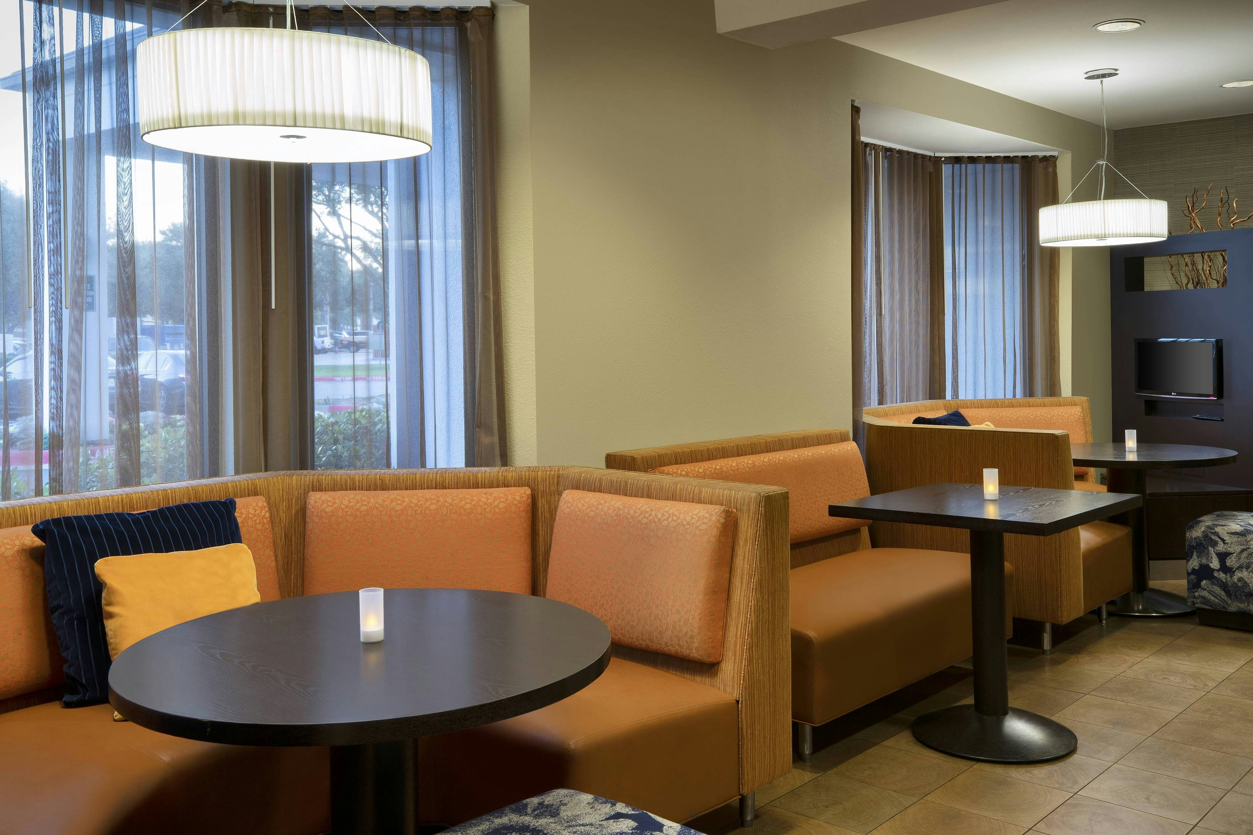 Courtyard Houston Sugar Land/Stafford 20/35