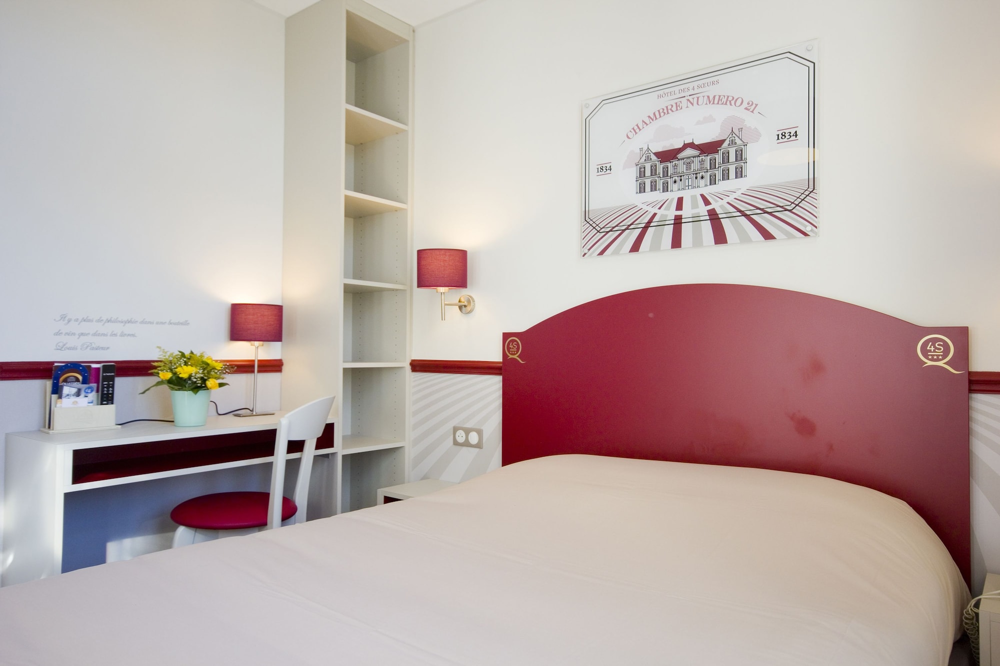 ROOM, SINGLE, DOUBLE BED