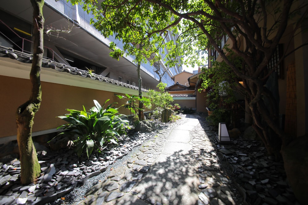 Ryokan Dougoya 8/50