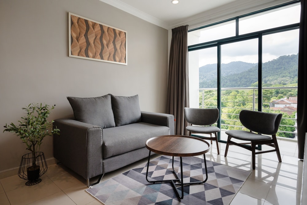 Golden View Serviced Apartment 41/67
