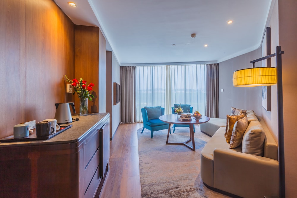 Jolie Vue Boutique Guilin 6/71