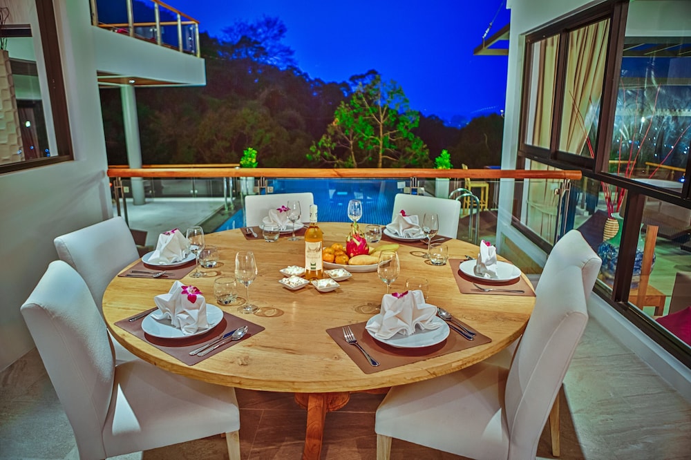 Grand Villa Luxury Time Phuket 35/50