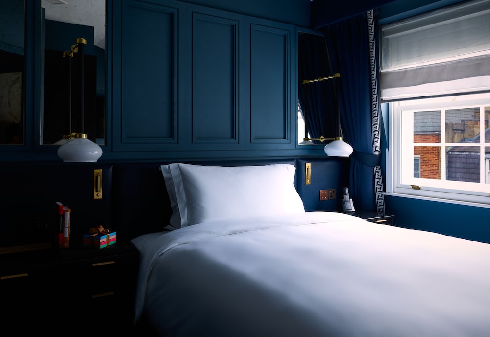 The Mayfair Townhouse – an Iconic Luxury Hotel 21/66