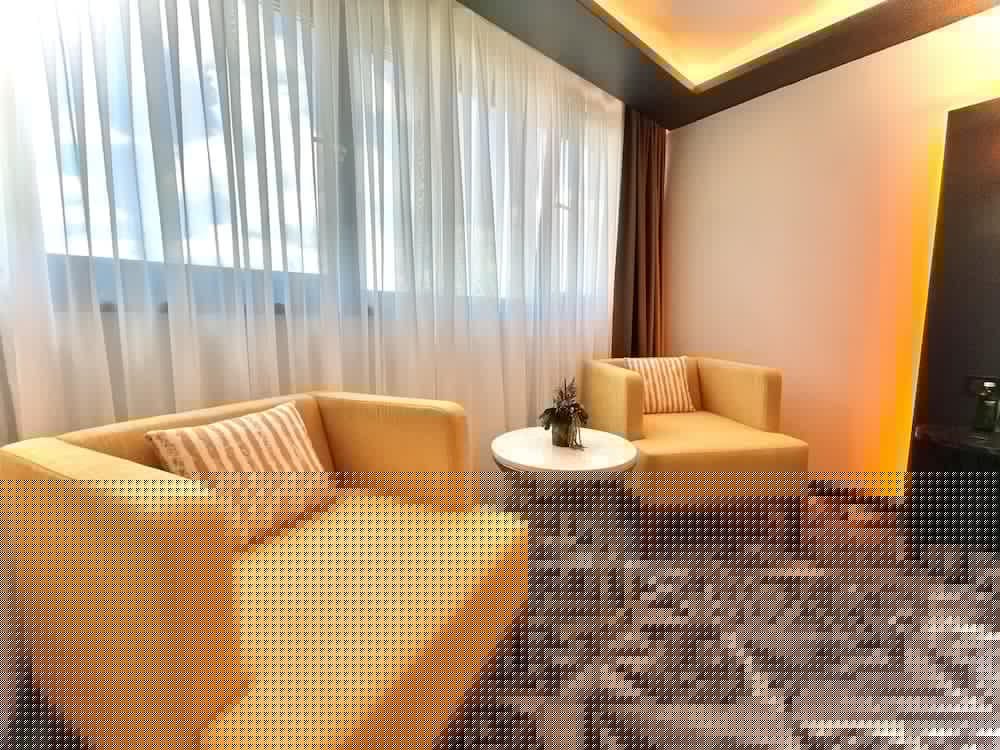 Weingart Hotel 42/52