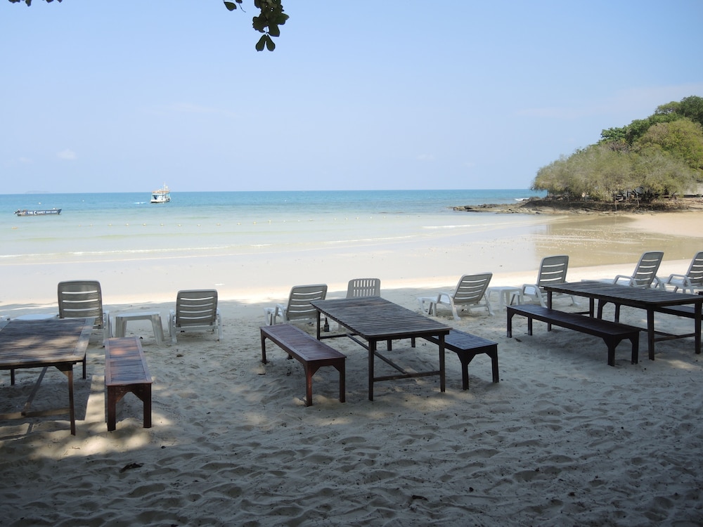 The C Samet Beach Resort 67/78
