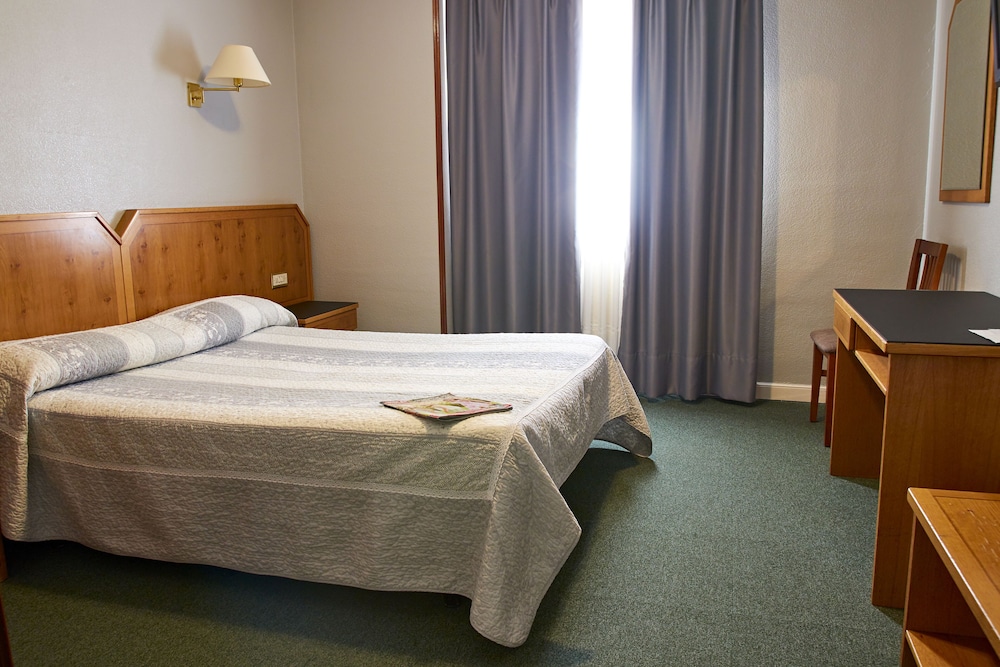 Hotel San Jorge 17/40