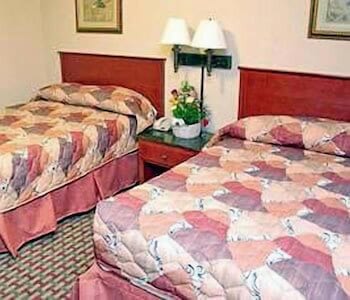 Rodeway Inn Paterson 17/28