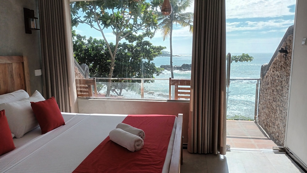Coral Beach Hotel 7/23