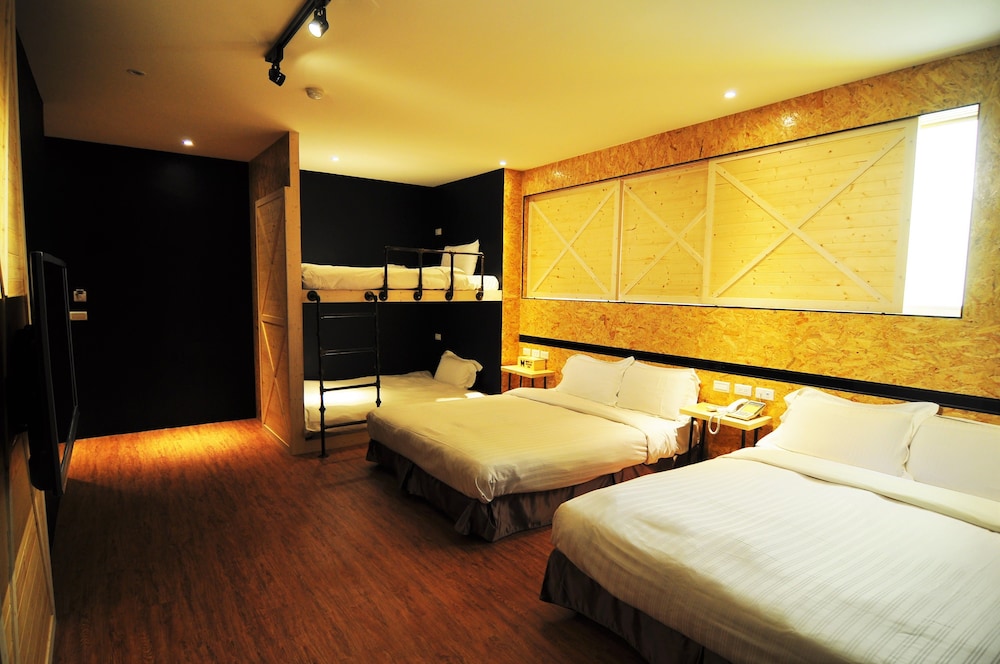 Martin Wales Hotel Kenting 17/69