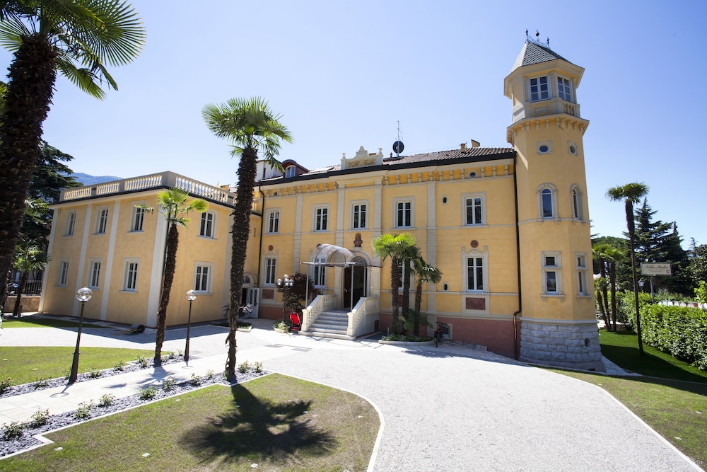 Villa Italia 44/50