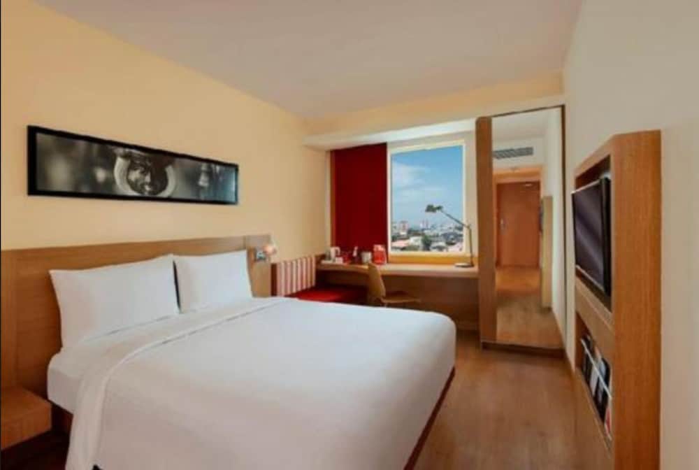 ibis Navi Mumbai 21/75