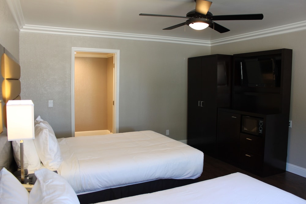 Inn At Highway 1 20/61