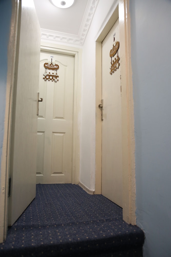 Halena Apart Hotel 4/37