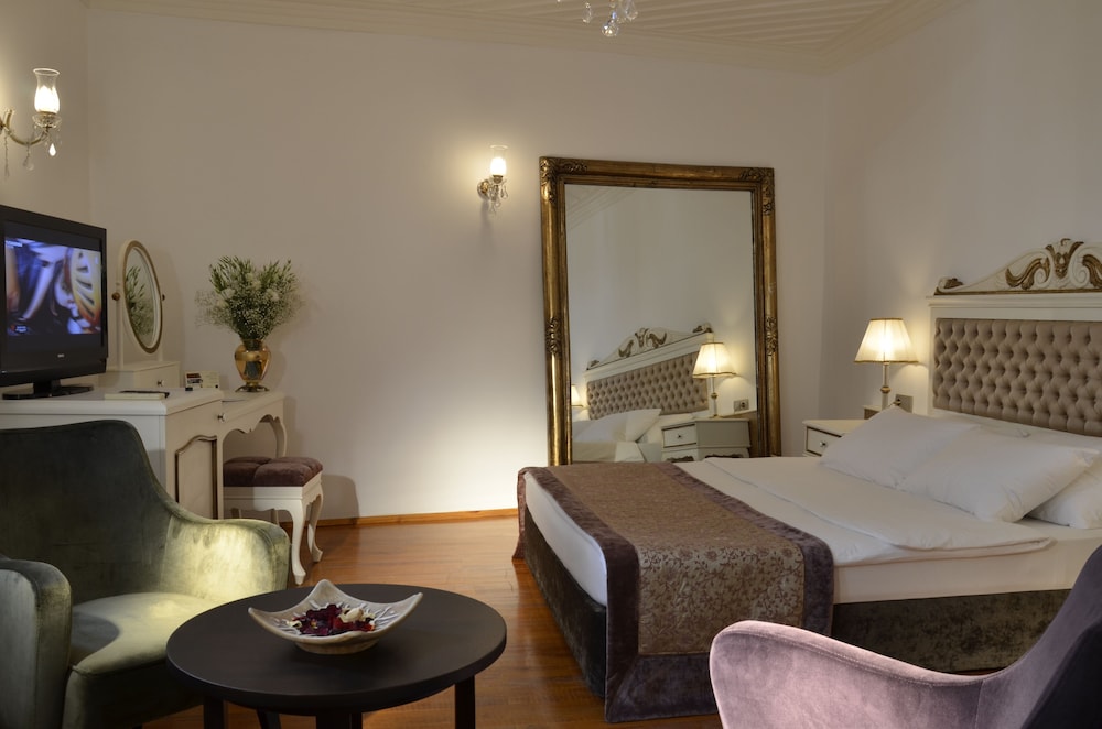 Tuvana Hotel 18/71