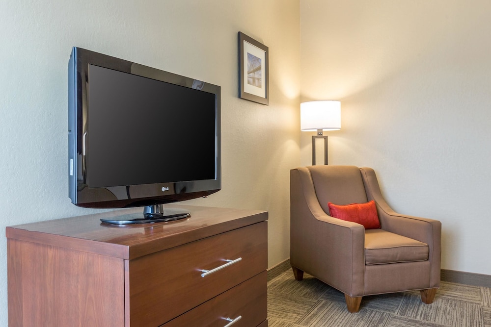 Comfort Inn Collinsville near St. Louis 30/46