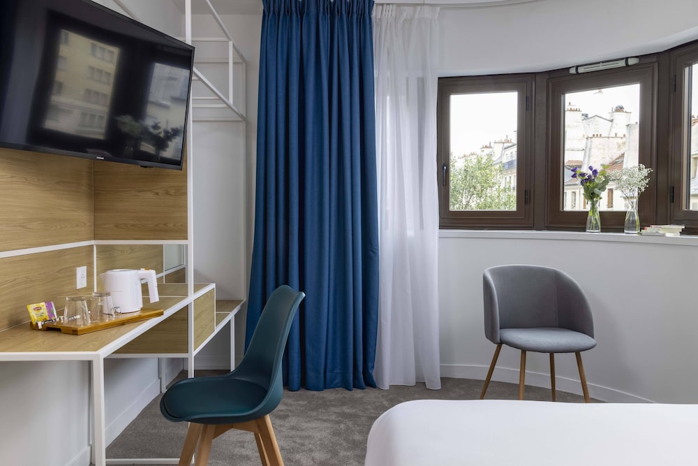 Hotel Paris Louis Blanc - Gare du Nord, Paris 10 35/67