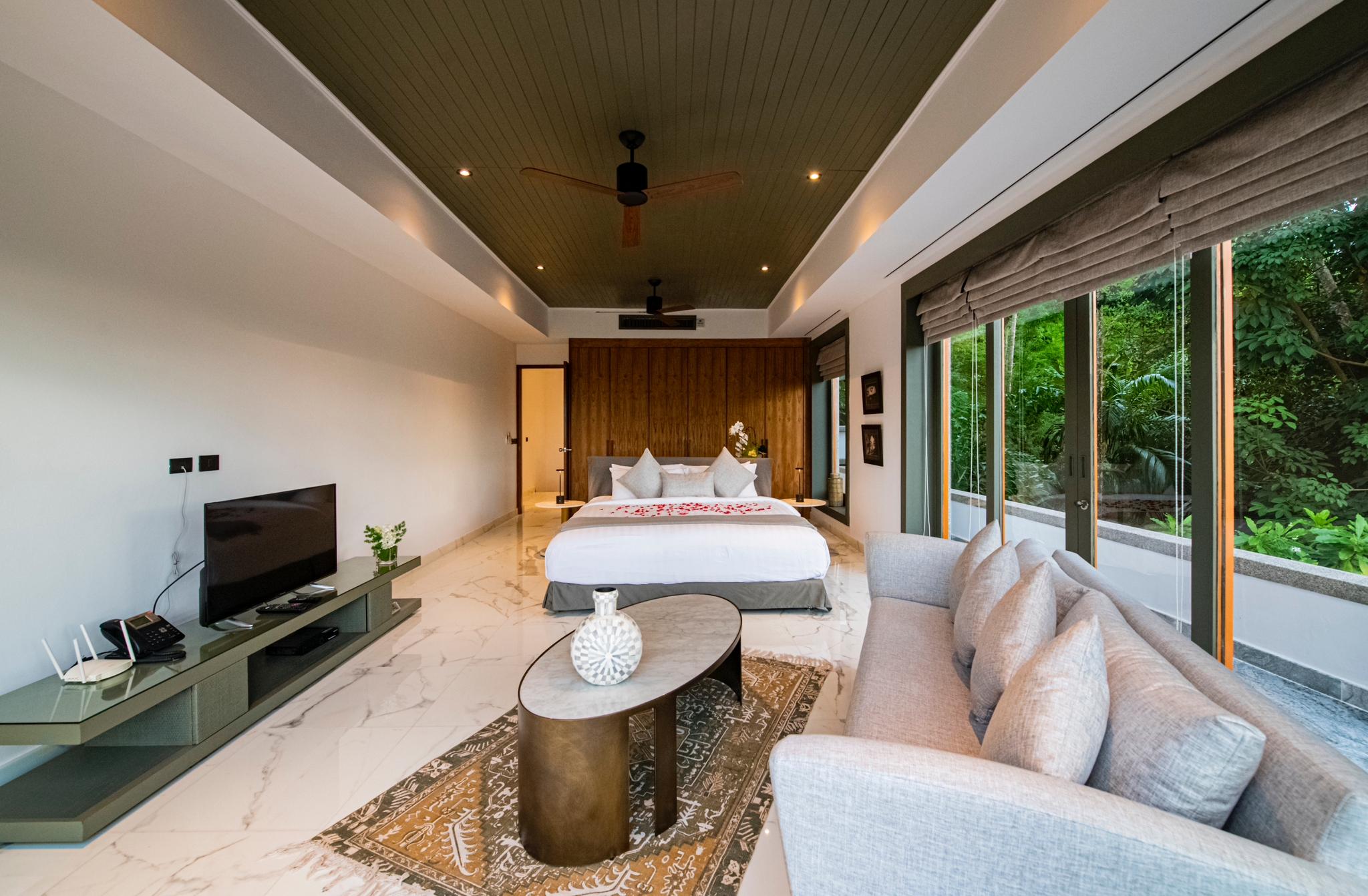 Pool, 7 Bedrooms, Villa