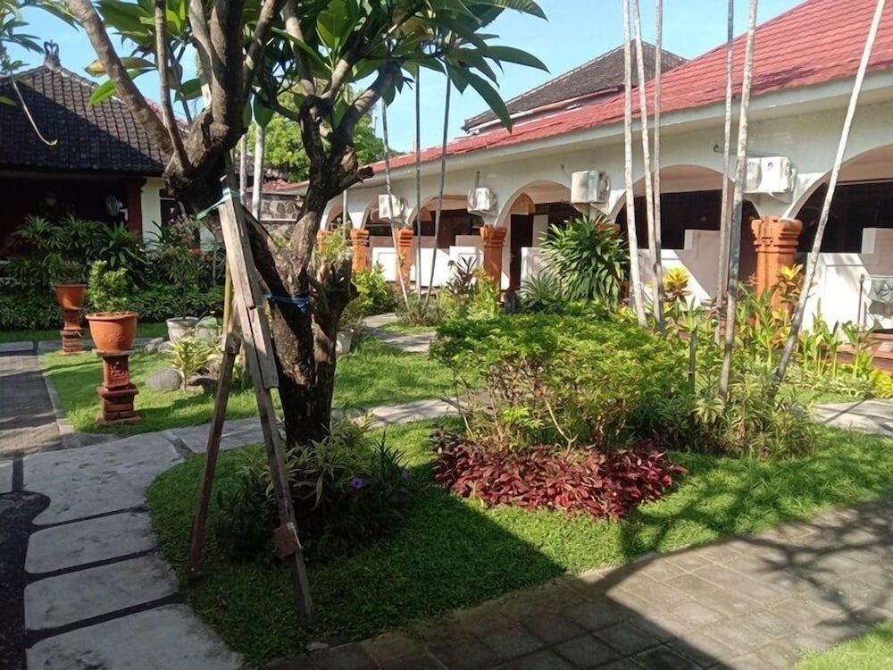 Ramayana Hotel Sanur 30/34