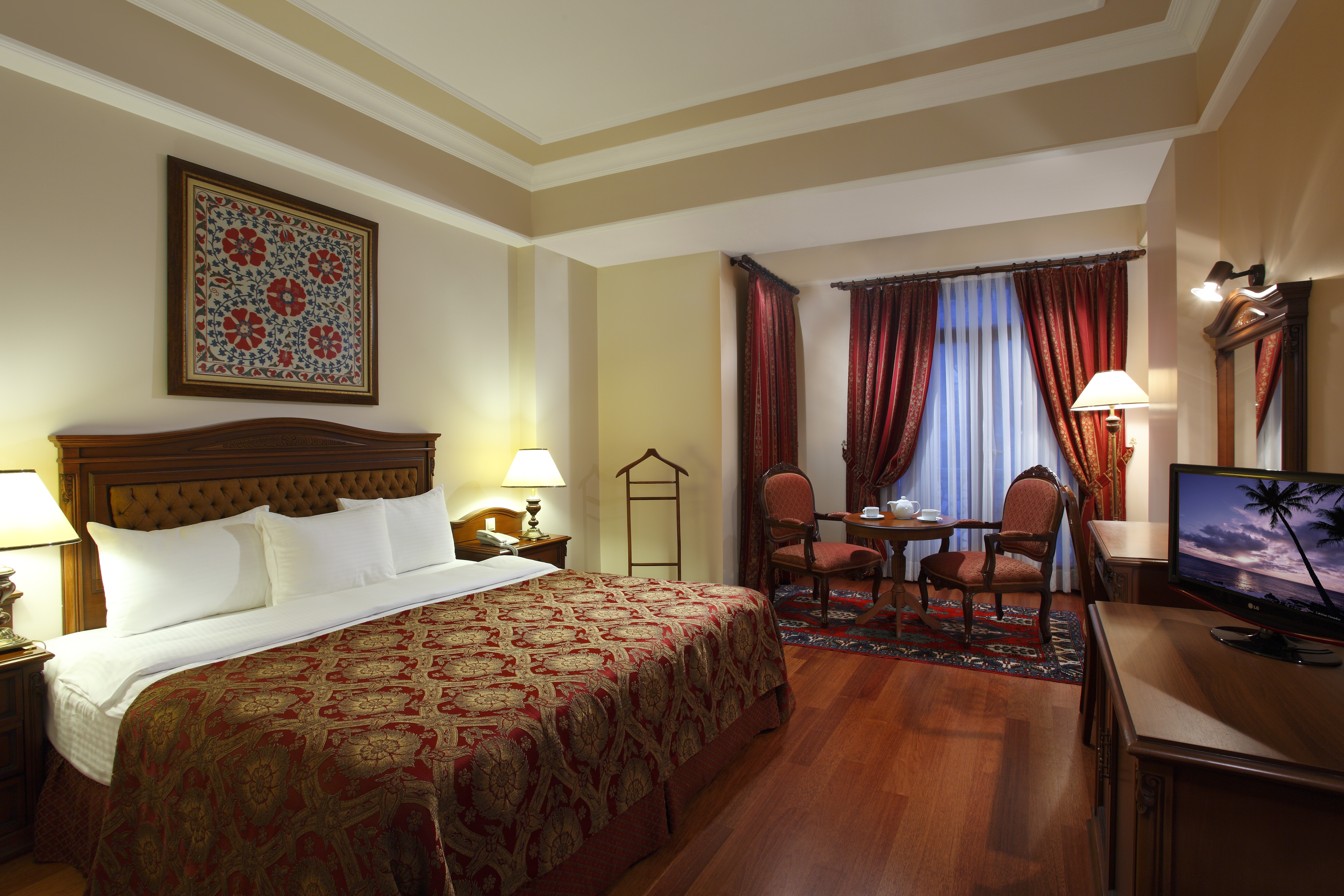 Deluxe, Double Bed