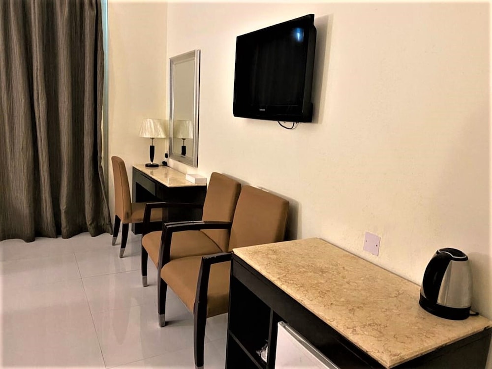 Signature Inn Hotel Deira 23/27