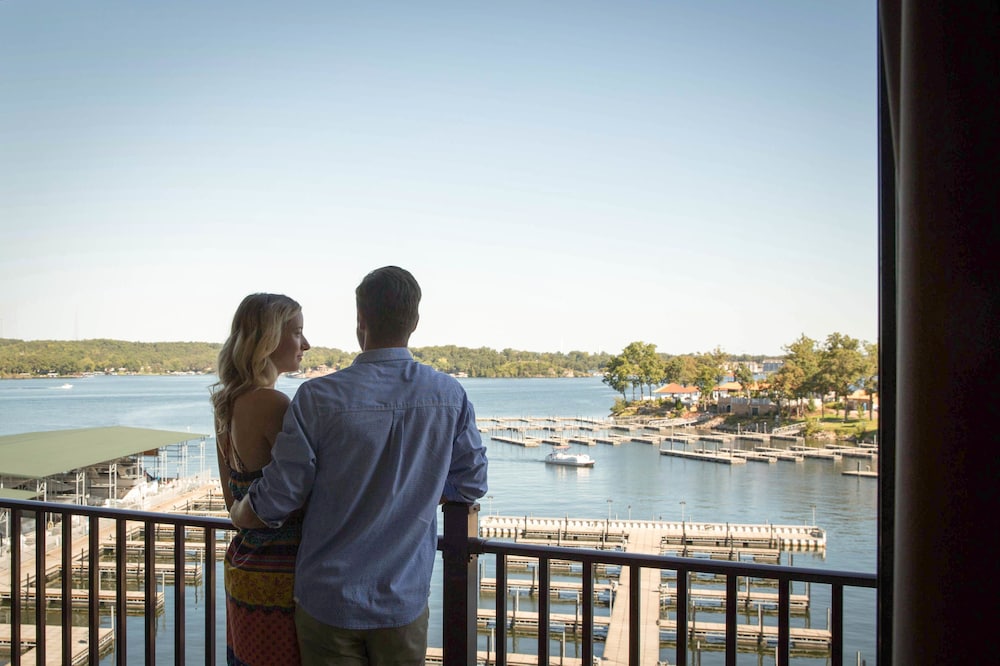 Camden On the Lake Resort Spa Yacht Club 24/68