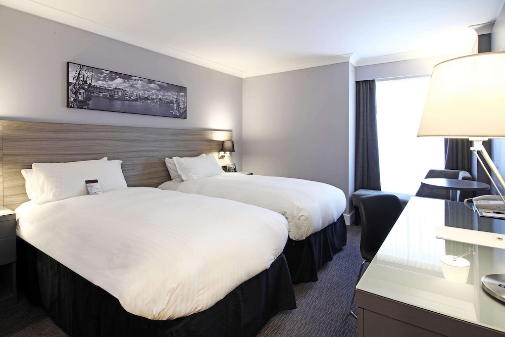 Doubletree By Hilton Hotel Bristol City Centre Ex Ramada Bristol City 12/82