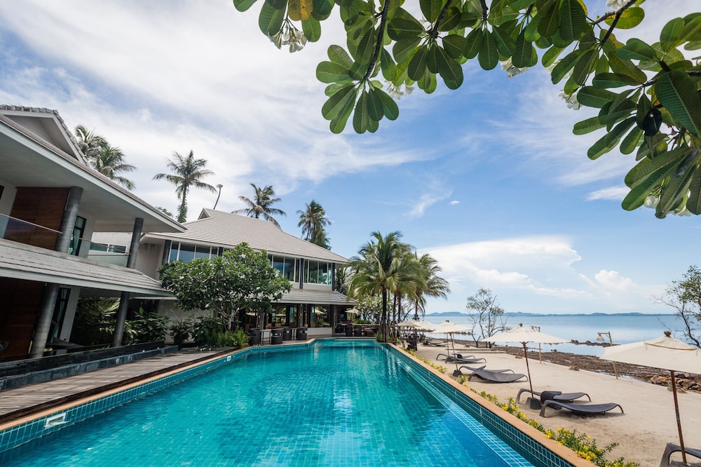 NA TARA RESORT 47/50