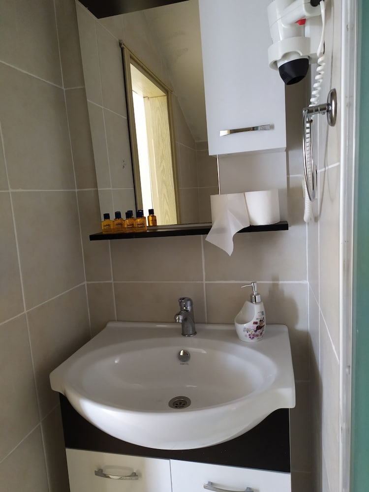 Dolina Boutique Hotel 49/52