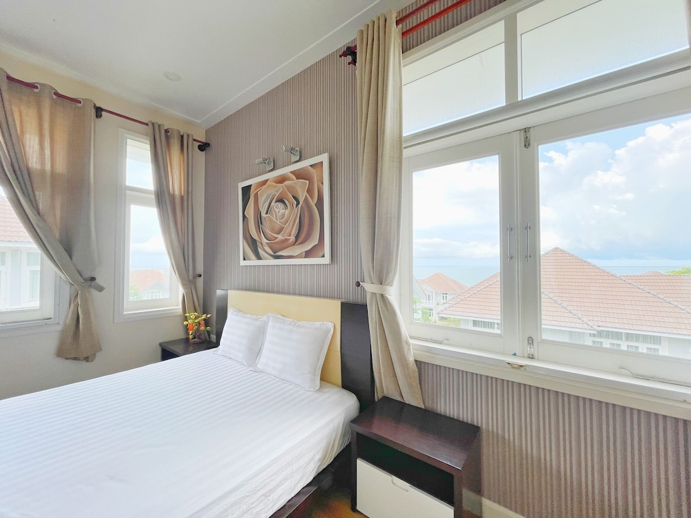 Sea Links Beach Villa 17/67