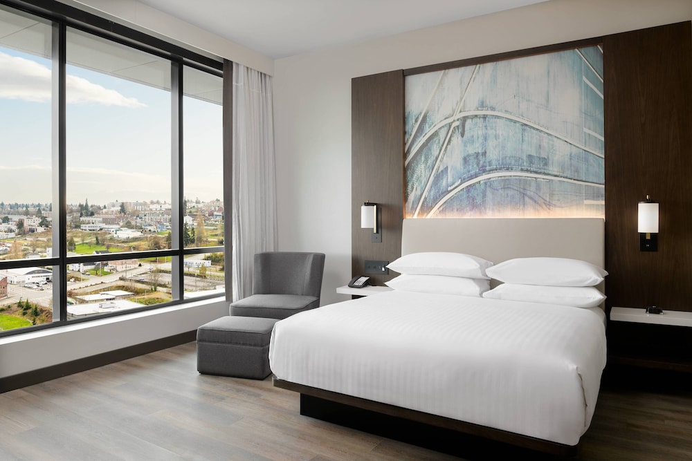Deluxe, King Bed, Corner