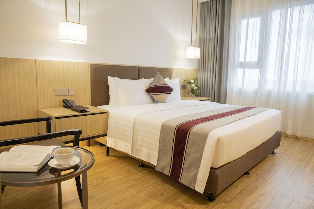 2 BEDROOMS, APARTMENT