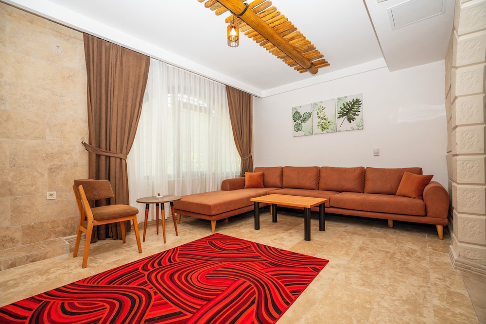 Pasha Palace Hotel 56/70