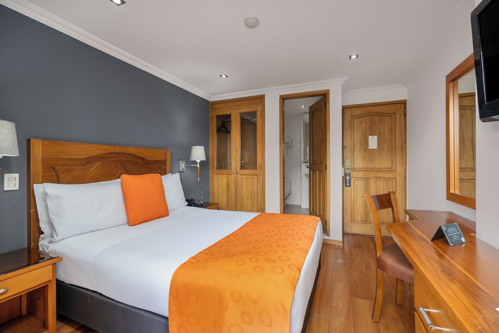Hotel Egina Bogota 23/69