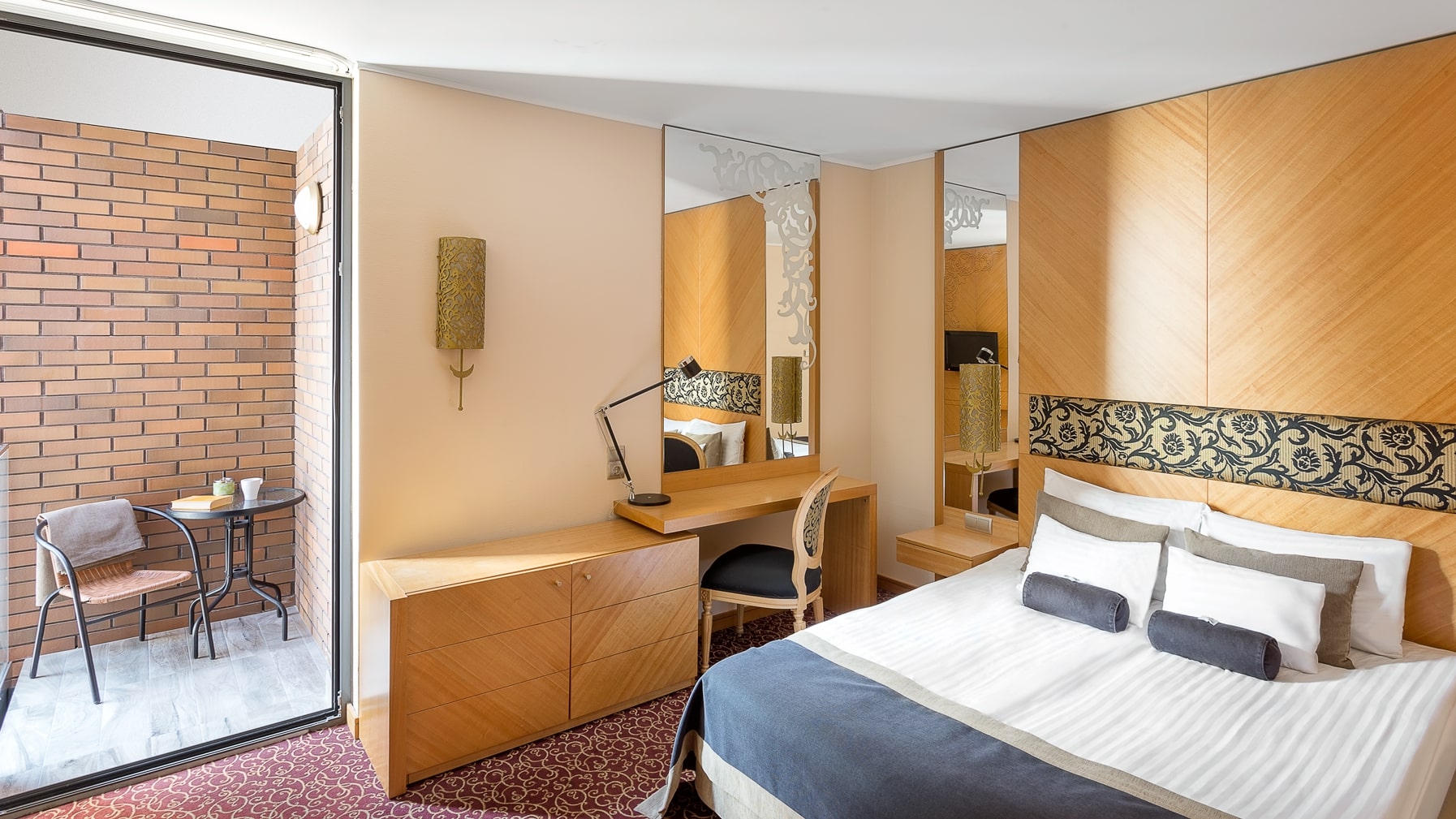 Superior, Double Bed, Balcony
