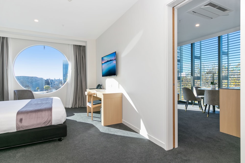 Christchurch City Hotel 15/35