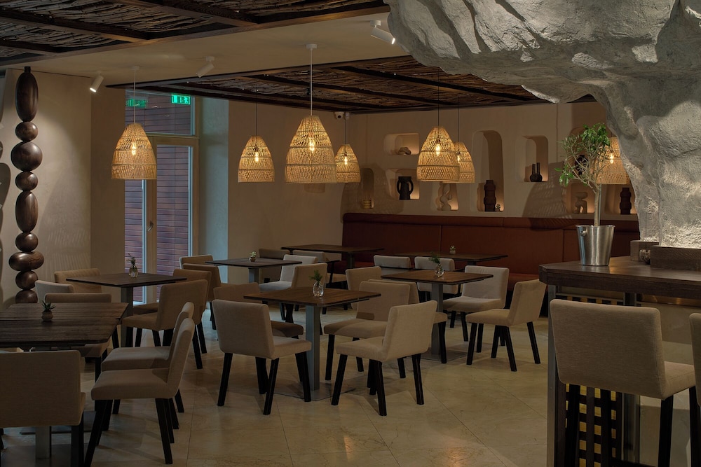 MANA Suites and Sea Palanga 35/50