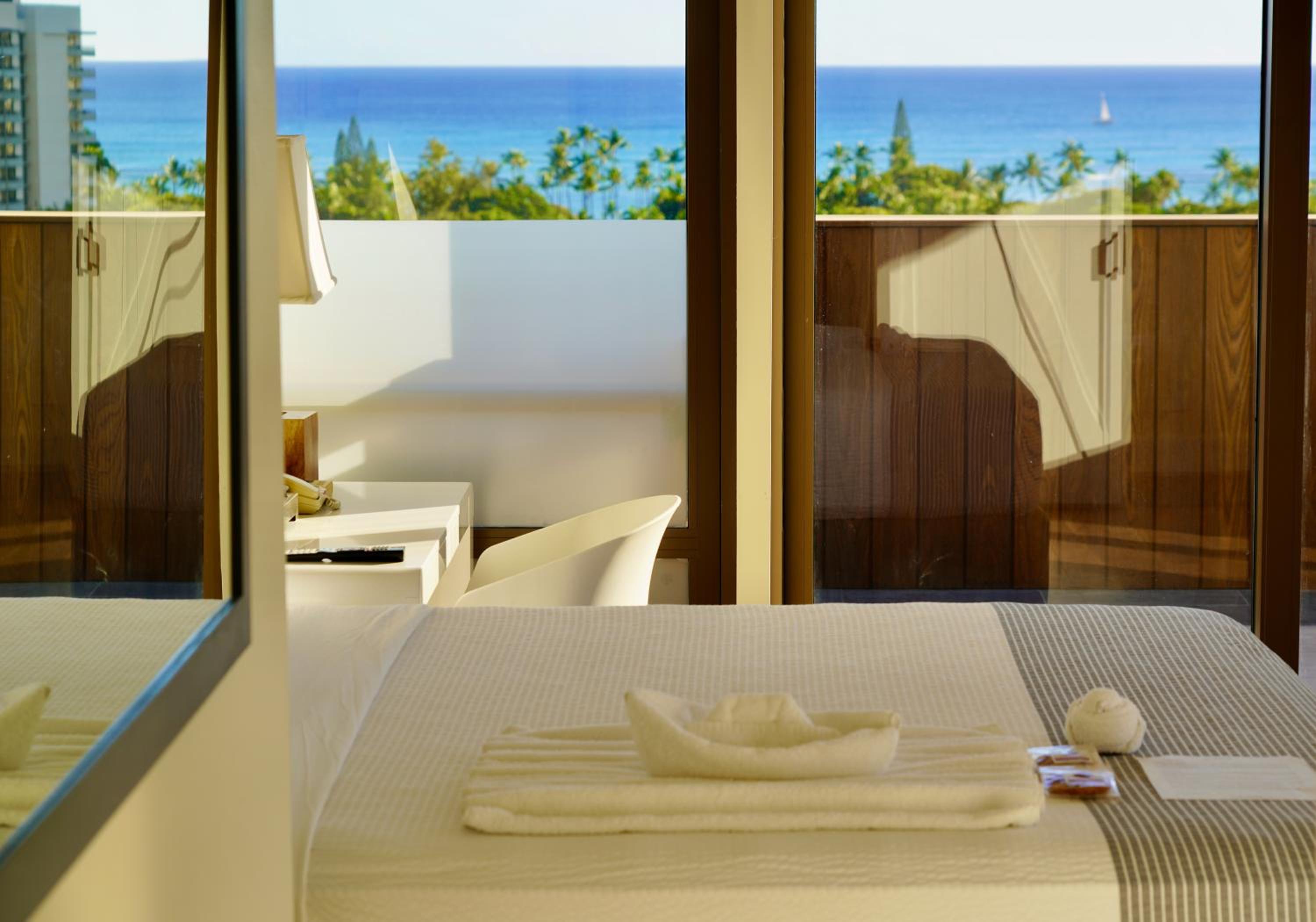 Platinum, 2 Queen Beds, Ocean View, Terrace