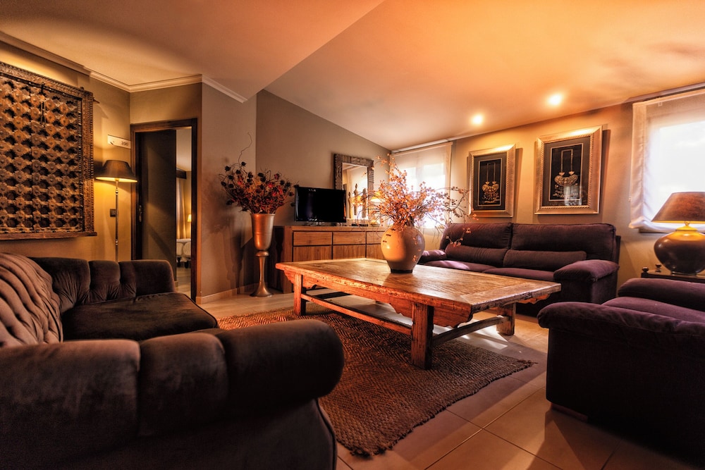 Swiss Moraira - Adults Only 27/50