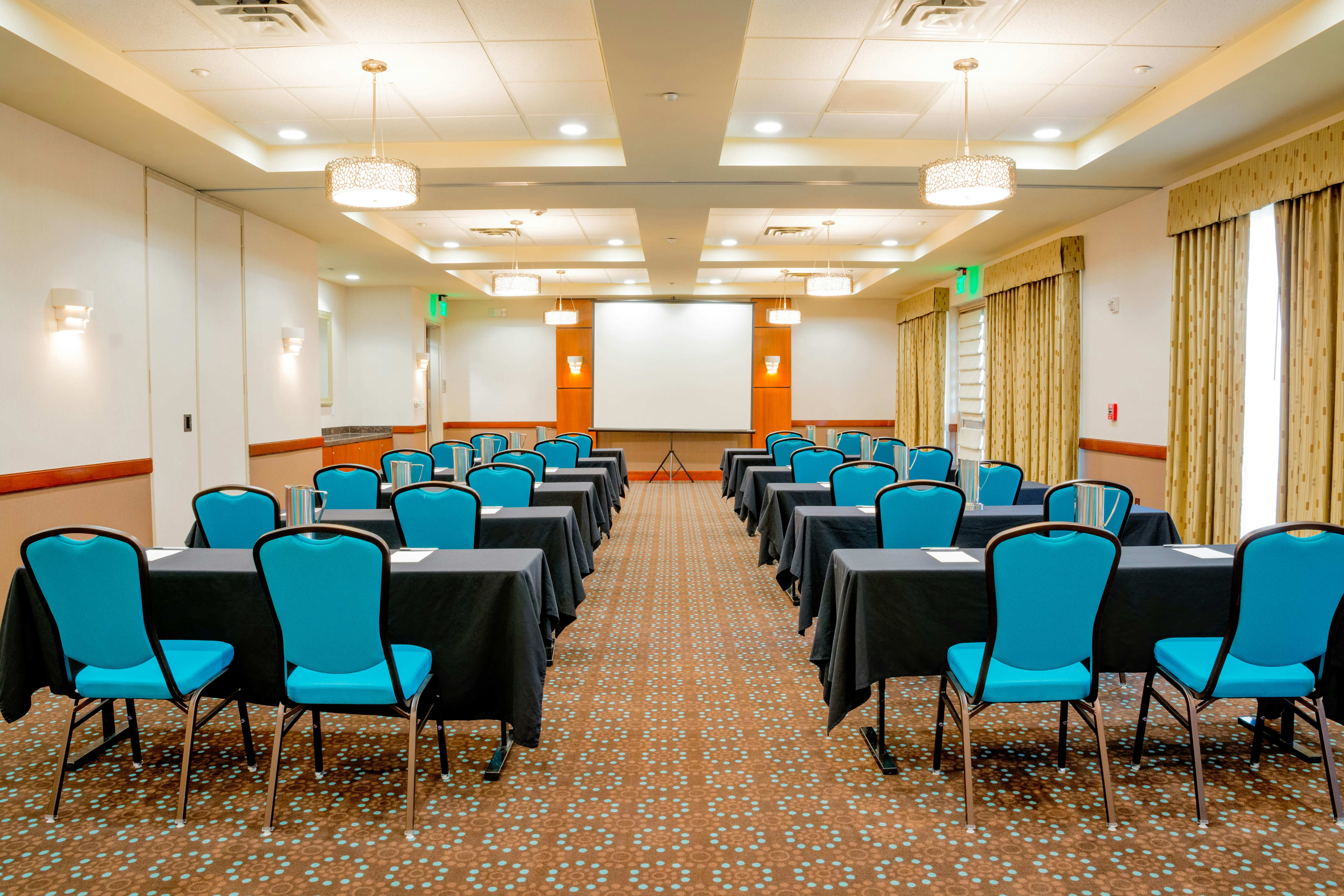 Hampton Inn Suites Riverside Corona East 50/66