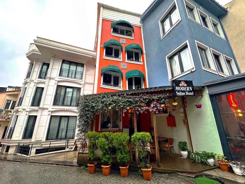 Modern Sultan Hotel 1/49