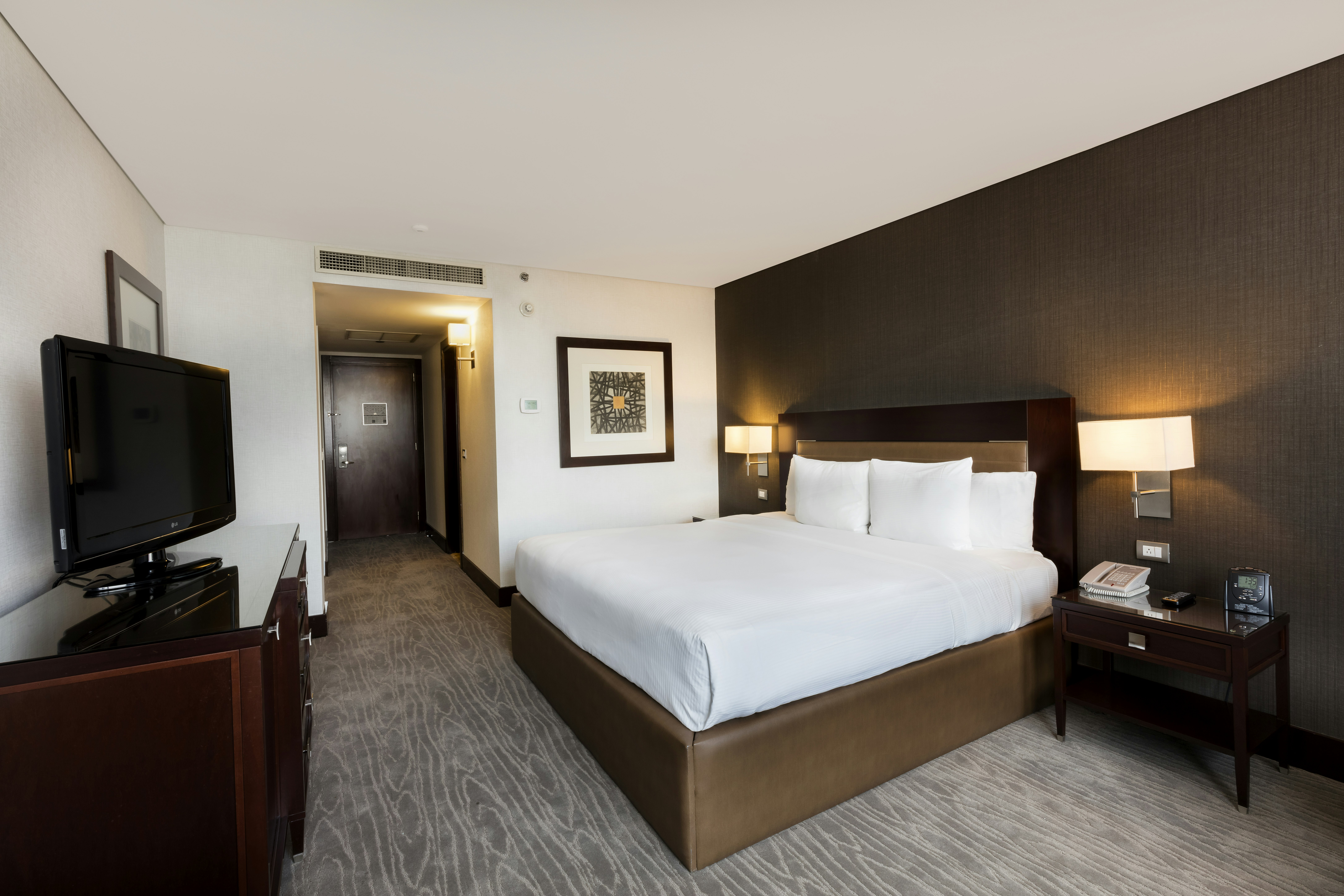 STANDARD, KING BED