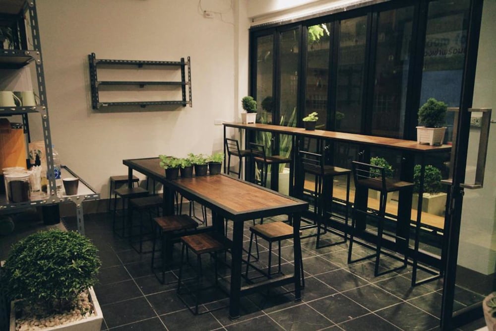 Mint Hostel 29/33